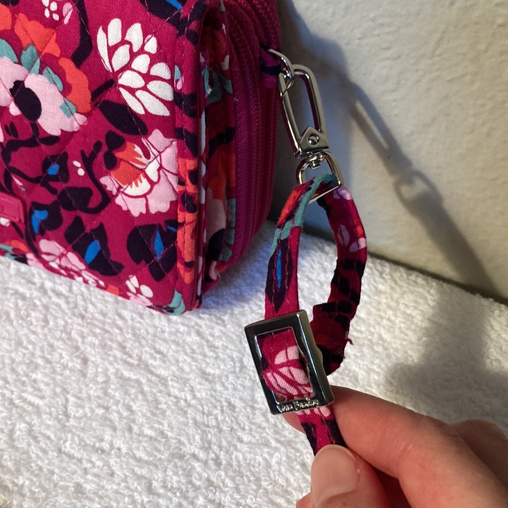 ThredUP: Vera Bradley RFID 3-in-1 Crossbody Wallet Bloom Berry Signature Print - Picture 11 of 12